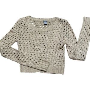 🌺Like New‼️CHARLOTTE RUSSE Crochet Long Sleeve Crop Top Sweater Sz.M